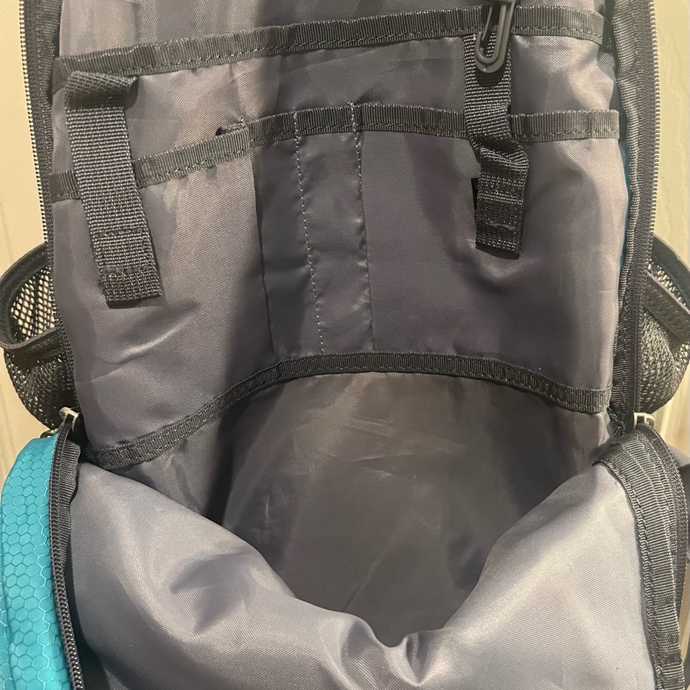 Adidas backpack - Picture 3 of 5